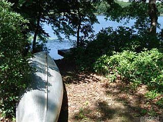 4th image of 365 Kirkup Ln