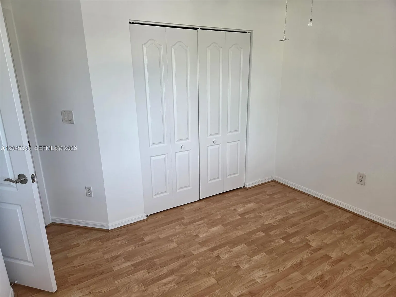 3 bed, 1926 sqft, $4,850 — Photo 3