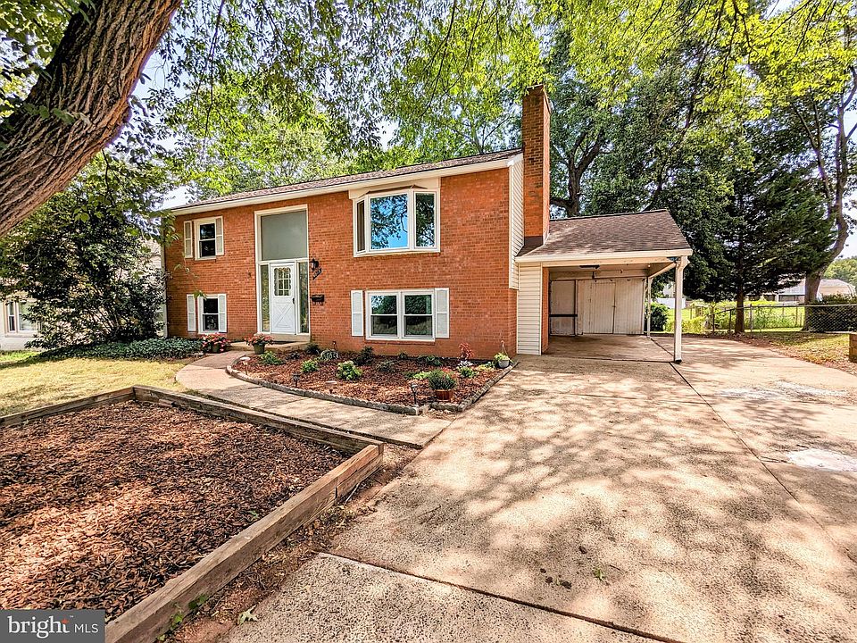 4015 Lees Corner Rd, Chantilly, VA 20151 Zillow