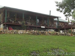 1046 Golden Goose Dr, Edwards, MO 65326