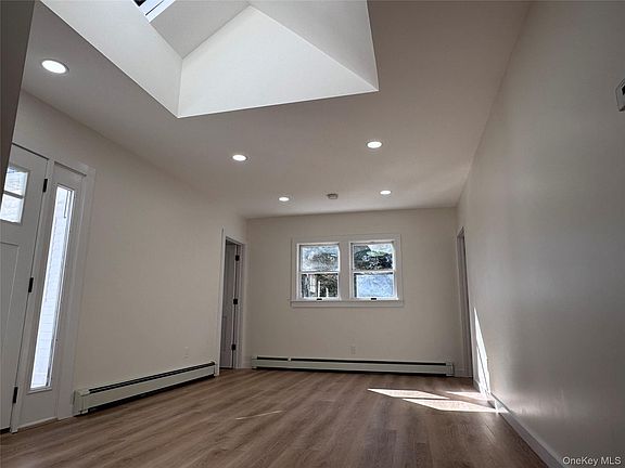 5th image of 277 Prince Road