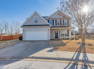 30 Tack Ln, Greer, SC 29650
