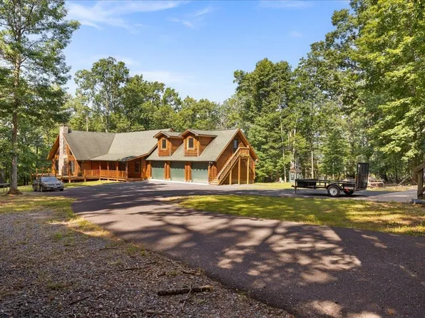 376 Trayfoot Rd, Grottoes, VA 24441