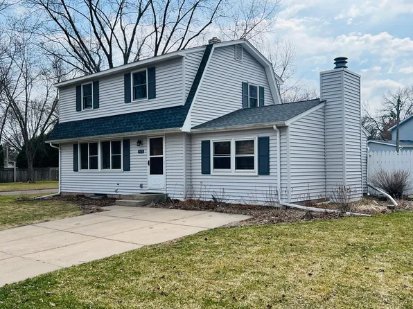 1948 Lakeaires Blvd, White Bear Lake, MN 55110