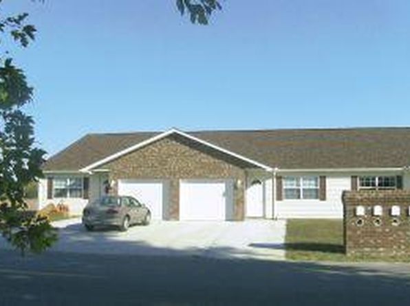 802 Mountaineer Ln #D