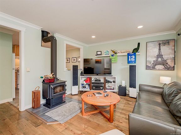 4th image of 2818 Carlow Rd