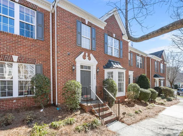 738 Naramore St, Davidson, NC 28036