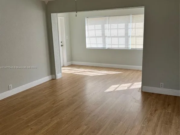 2633 Johnson St, Hollywood, FL 33020