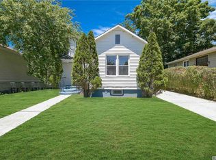 49 Colonial Ave, Freeport, NY