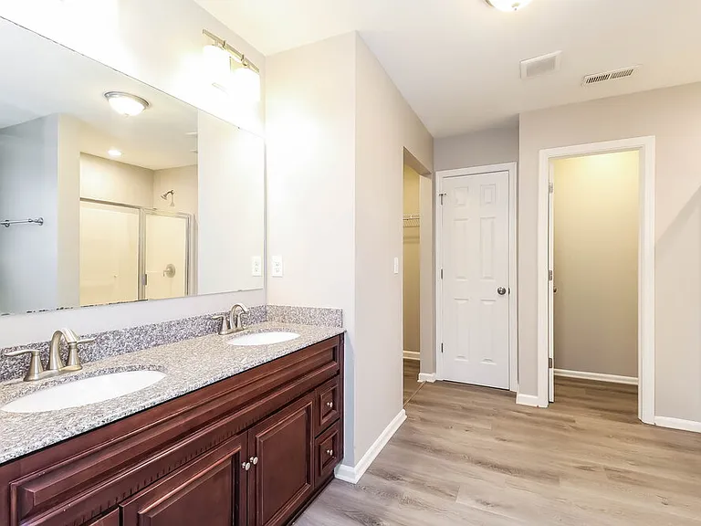 1524 Black Swan Ct — Photo 13