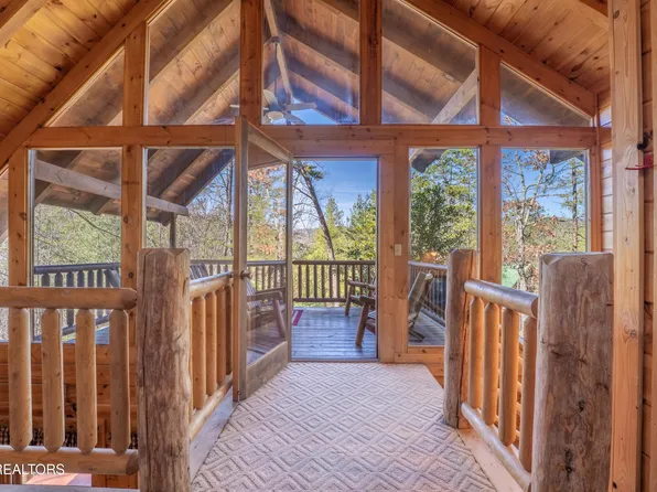3040 Brothers Way, Sevierville, TN 37862