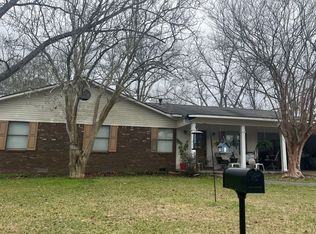 713 1st Ave, Purvis, MS 39475