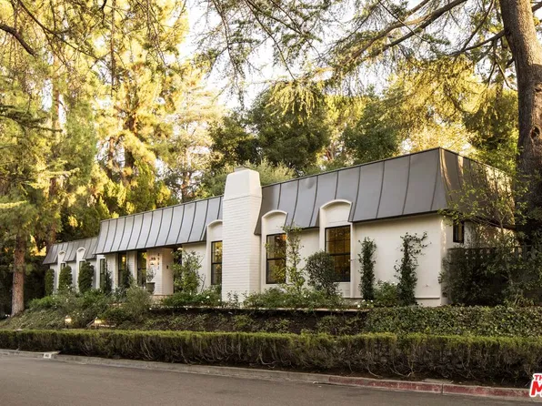 4963 Queen Victoria Rd, Woodland Hills, CA 91364