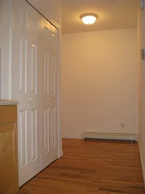 Rented by Tower Brokerage | media 43