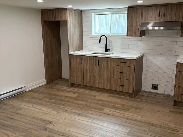 174 Stevenson Rd S #6 — Photo 6