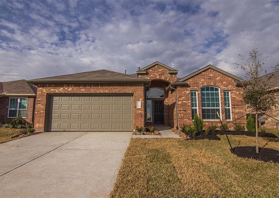 1st image of 17150 Cory Cornell Ln