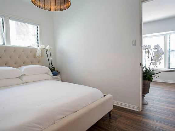 5th image of 2210 Pacific Ave APT 1