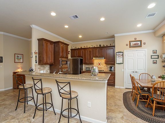4th image of 9127 Winding Waco Ct