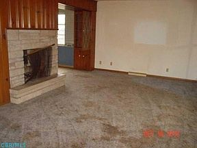 3rd image of 420 Grove St