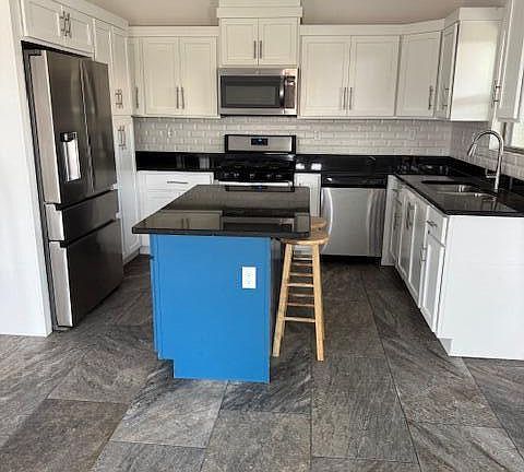 2nd image of 5621 Secondwood Pl Unit B