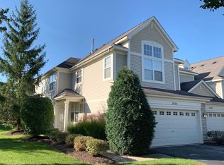 2555 Jamestown Ln, Aurora, IL 60502