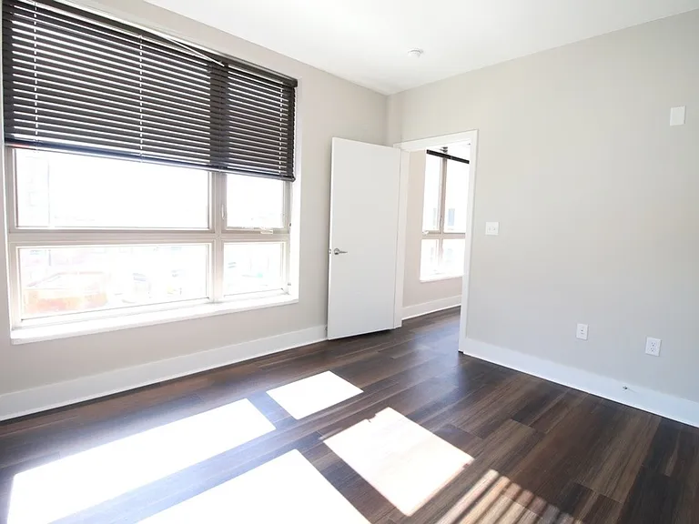 Main2525 — Photo 74