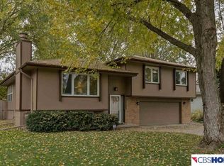 15111 Y St, Omaha, NE 68137