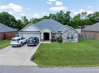 135 Ross Rd, Calera, OK 74730