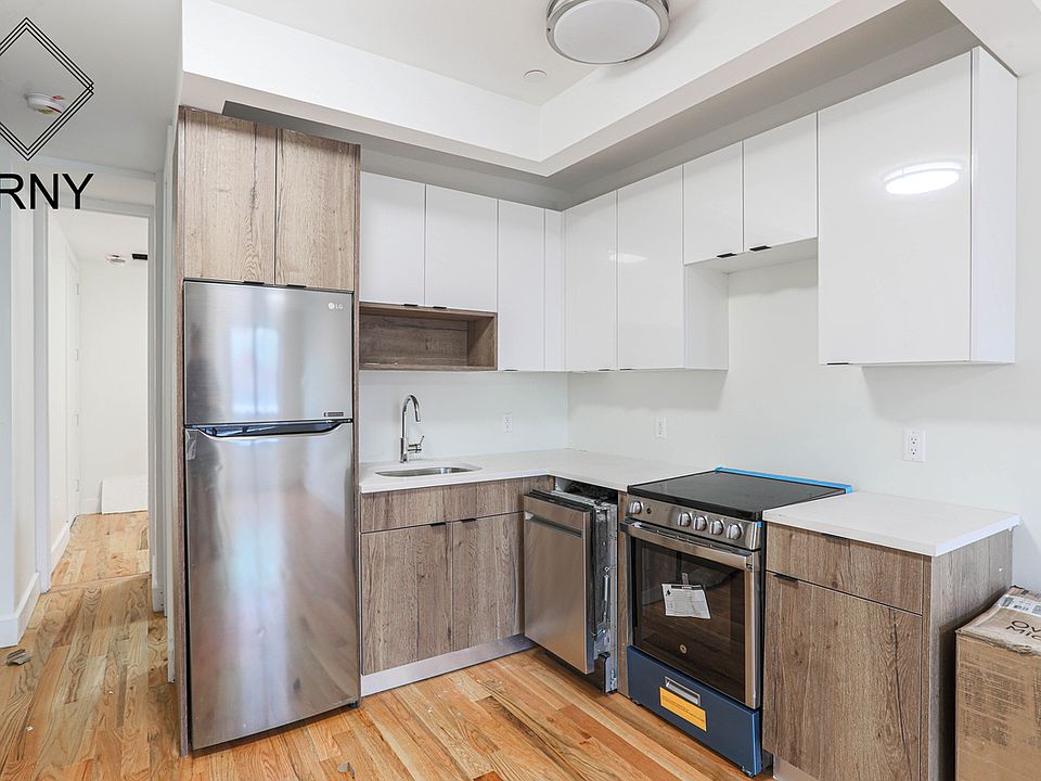 1st image of 1603 Lincoln Pl #312