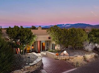 107 Daybreak, Santa Fe, NM 87507