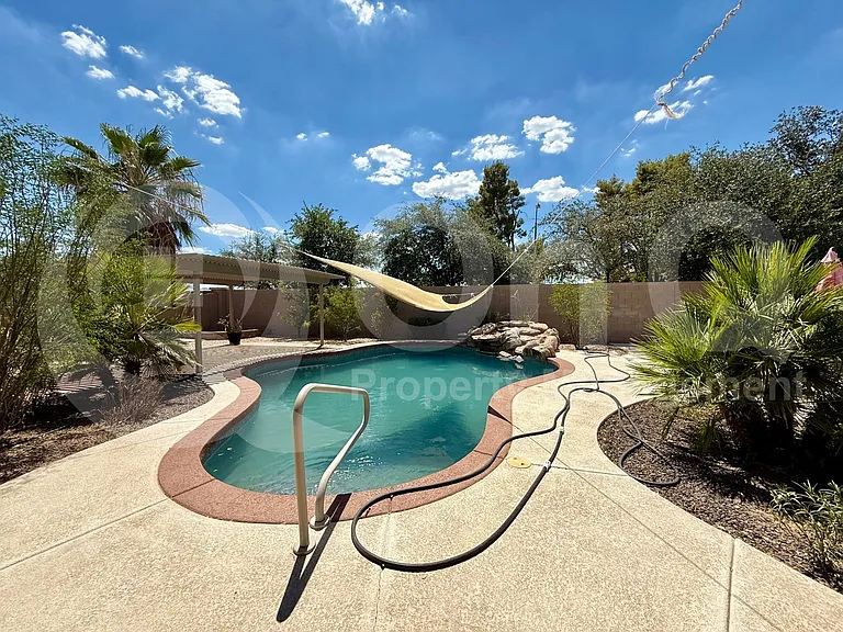 7310 S 26th Ln — Photo 24