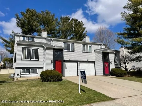 2174 Woodleaf St, Okemos, MI 48864