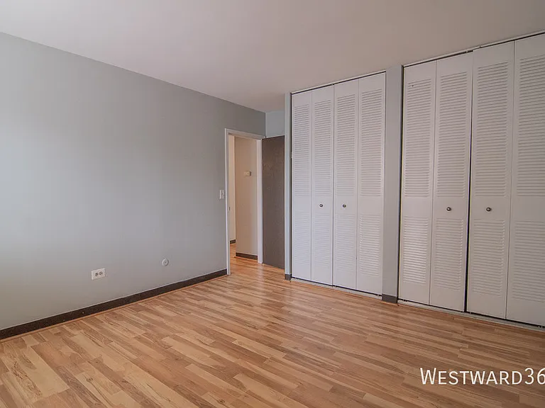 607 W Wrightwood Ave #214 — Photo 11