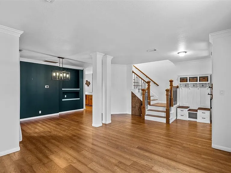3901 Caney Creek Rd — Photo 3