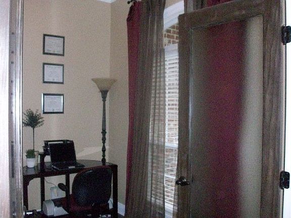 Study/ Dining Room