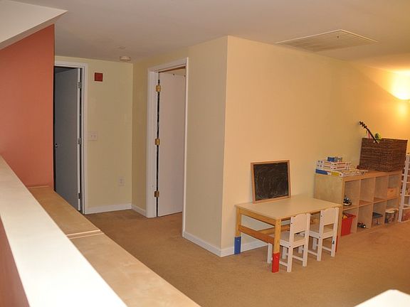 5th image of 149 Essex St APT 6V