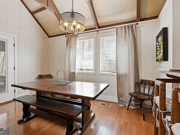 12th image of this home