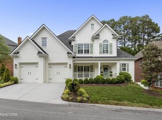 8117 Crimson Tree Ln, Knoxville, TN 37919