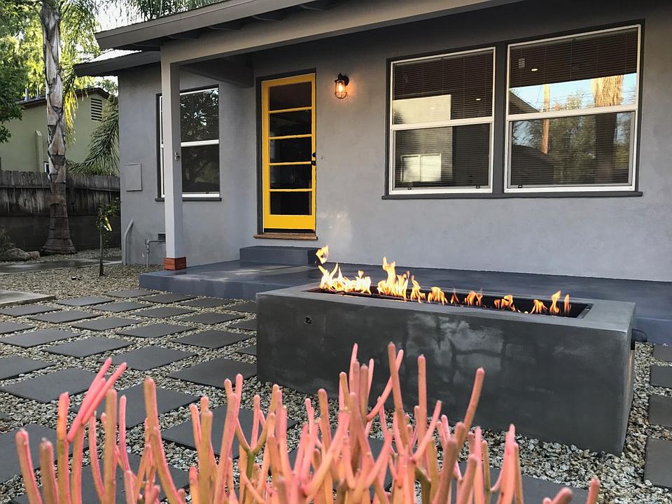 1st image of 332 S Laurel Ave