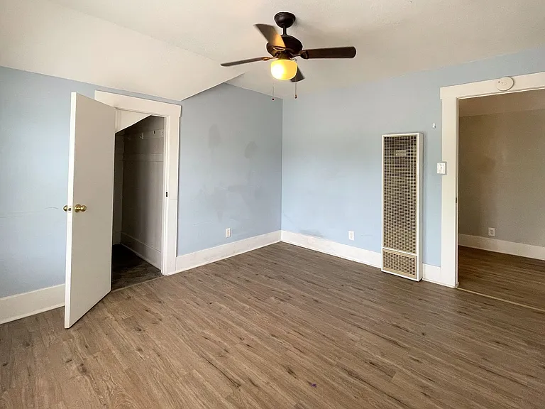 511 N Poplar — Photo 5