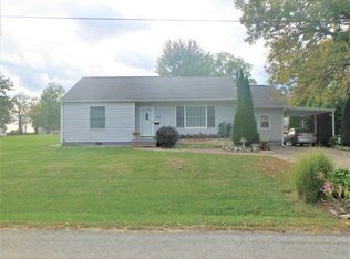 306 S Campbell St, Edina, MO 63537