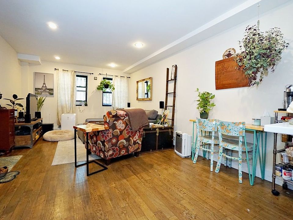 1st image of 182 Herkimer St APT 1
