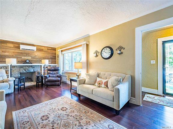 5th image of 248-48 Cambria Ave