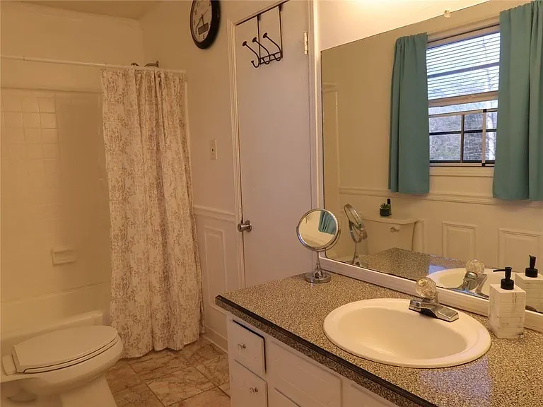 651 Mincey Woods Ct — Photo 15