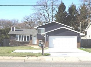 1818 N Sheridan Rd, Waukegan, IL 60087