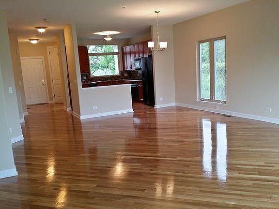 2nd image of 9233 Nagle Ave