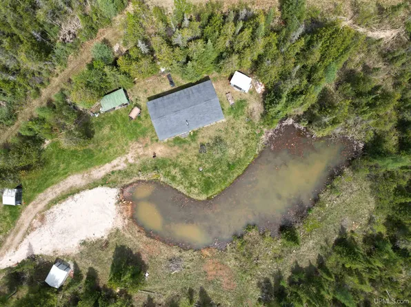 5121 Co Rd, Cornell, MI 49818