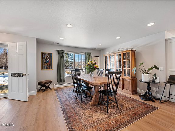 3rd image of 2565 E Woodland Way