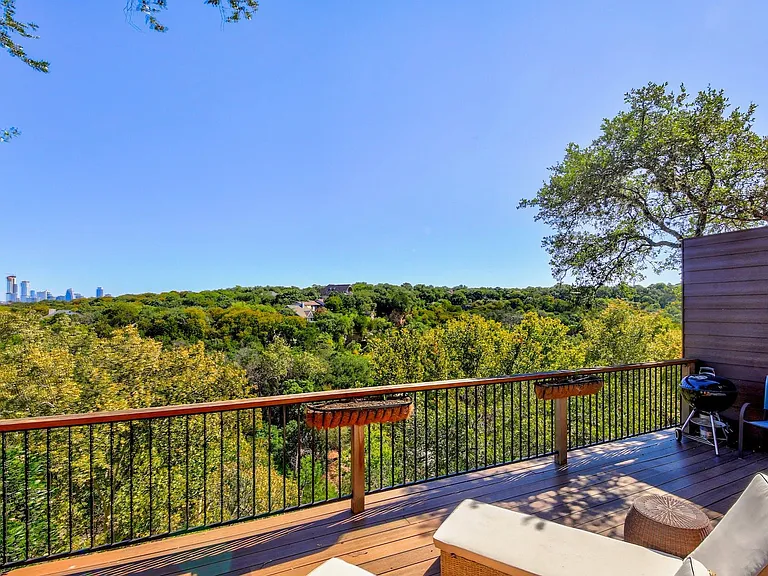 1329 Spyglass Dr — Photo 34