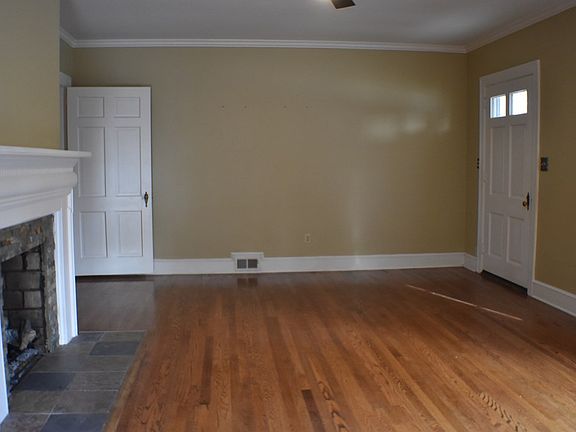 4th image of 308 Oakdale St